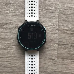 Garmin Forerunner 235